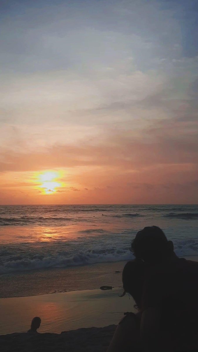 RikaGunawan22's tweet image. Sunset from ….. #sunset  #bali #holiday