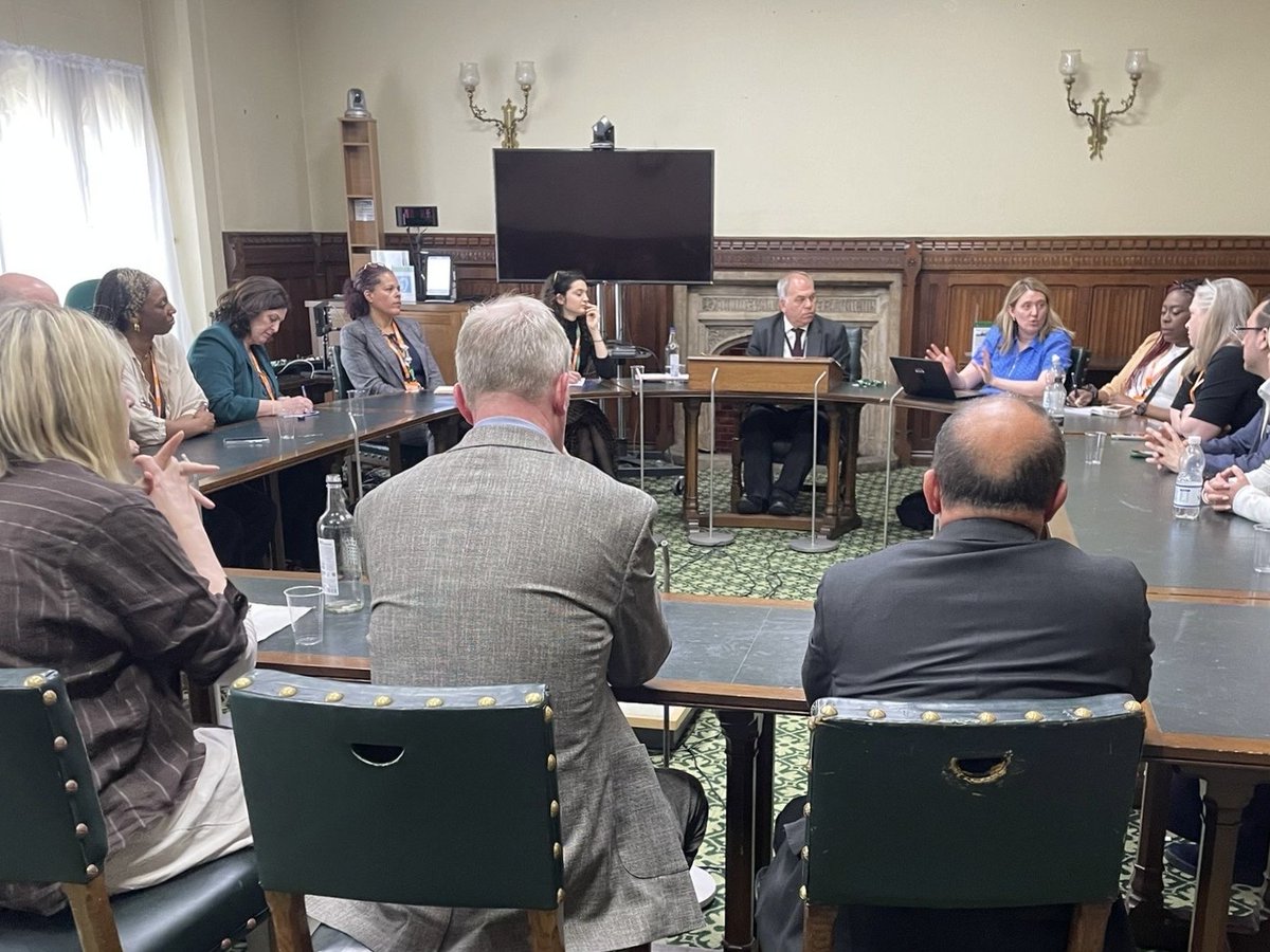 BambosMP's tweet image. Today, I hosted a roundtable in Parliament to hear from the real experts on #SEND 👉🏼 parents &amp;amp; teachers.

Wonderful to be joined by the Minister for School Standards, @Georgia_Gould, who listened directly to headteachers &amp;amp; parents from Southgate &amp;amp; Wood Green on proposed reforms.