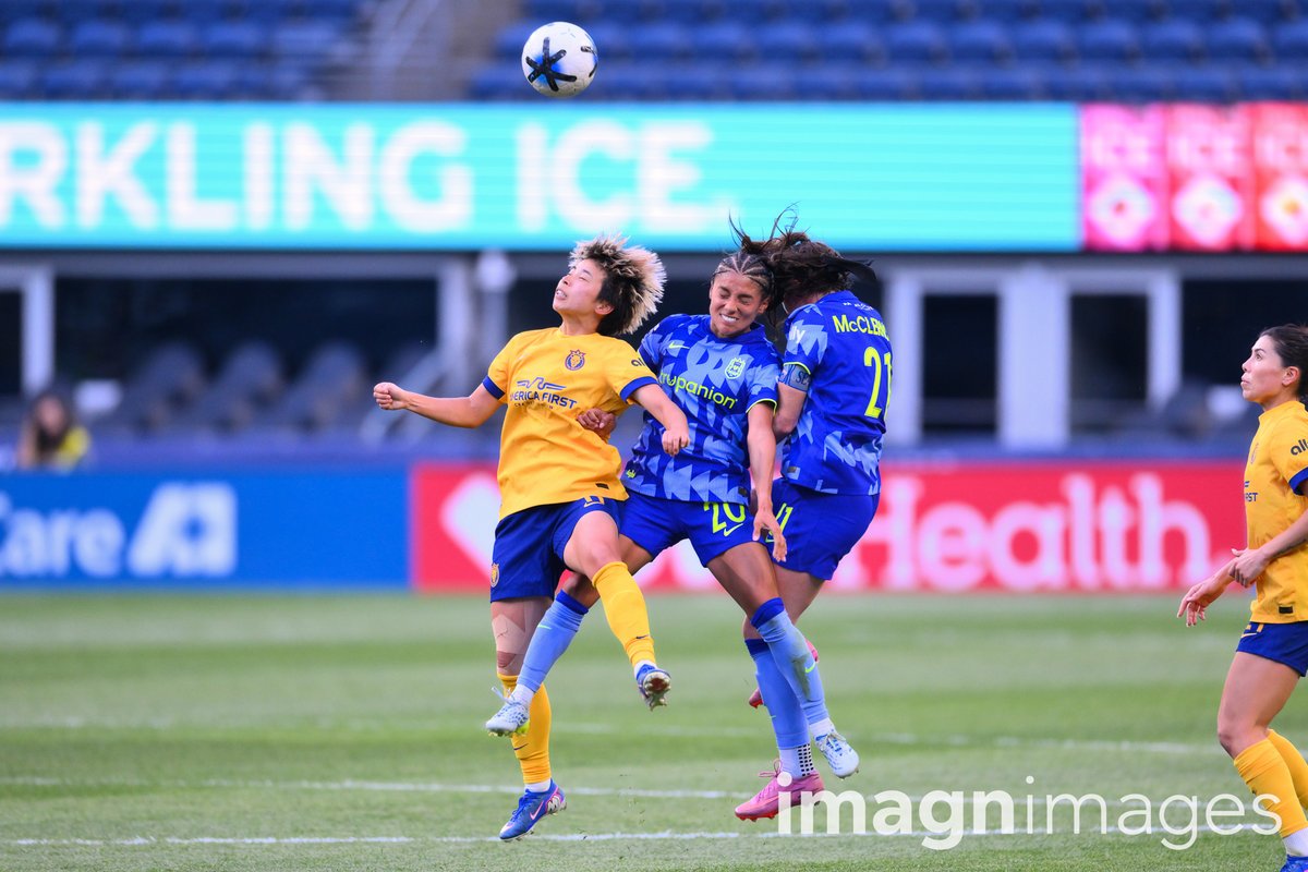 StevenBisig's tweet photo. April 26th, 2026 - @reignfc  vs @UtahRoyalsFC  at @LumenField  in Seattle, WA.

Credit: Me / @imagnimages 

Shot on Nikon Z9 &amp; Z8 cameras and 400mm f/2.8 and 70-200 f/2.8 lenses.

#nikonusa #soccer #soccerphotography #sportsphotography @NikonUSA @NWSL https://t.co/RmAmHItrnI