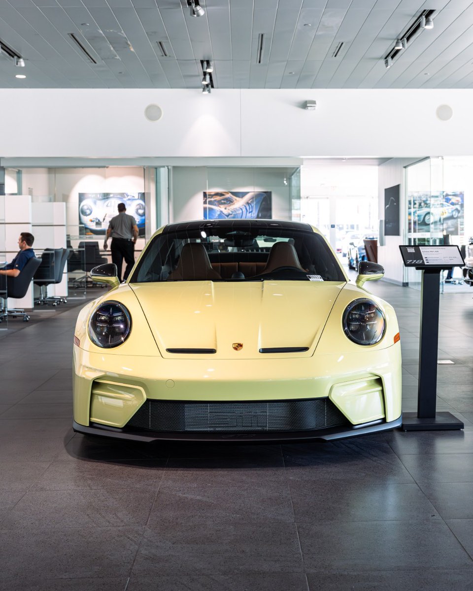 PorscheRiversid's tweet image. Cartegena Yellow looks good on the 2026 911 GT3 Touring. 💛
#porscheriverside #riversideporsche #porscheusa #porschedealer #porscheexperience #riverside #inlandempire #porschelife #luxurycars #performance #porschelove #porscheclub #porsche #porscheturbo
