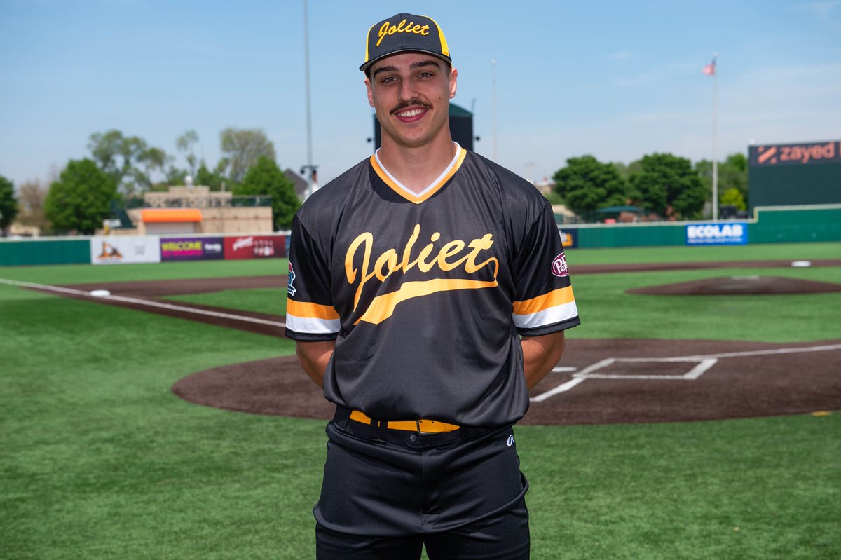 JolietSlammers's tweet photo. The Big House Ballgame deserves a fresh look💛⚾
#GetLockedIn🔒 #NewThreads #TheBigHouseBallgame https://t.co/TdQCVhQTZr