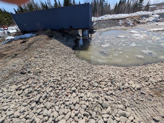 CXSLtd's tweet image. A great job by the crew clearing and armouring this pond, ensuring that it will handle the next surge without compromising the earth dam. On to the next site and problem to fix.  
 #CXS #earthworks #mining