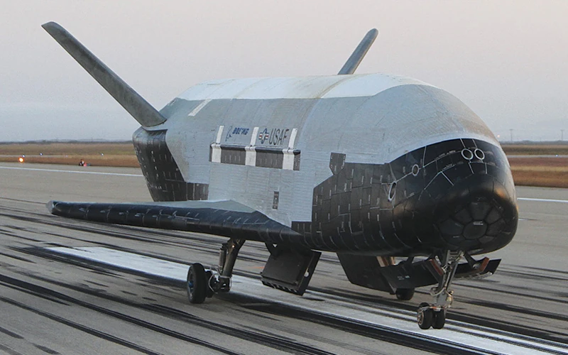 DutchSpace tweet media
