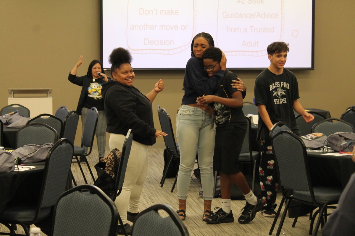 BrazosportISD's tweet image. At the ASCEND Summit, students took a closer look at the “illusions” that can stand in the way of success—and how to overcome them. More photos and info at brazosportisd.net/news/what_s_ne… @BSUCCESSACADEM1 @BwoodBucs @AlwaysExporter #futureready