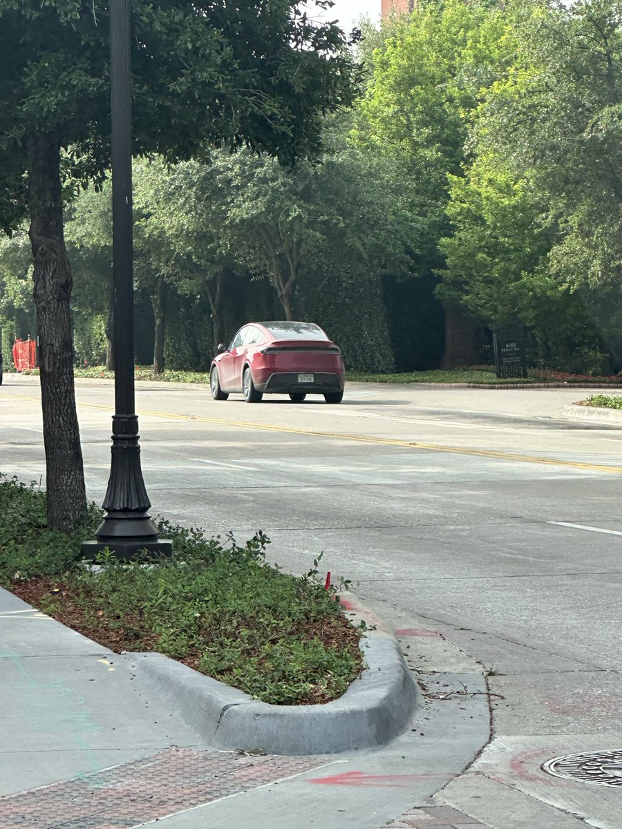 Chris Deardurff tweet media