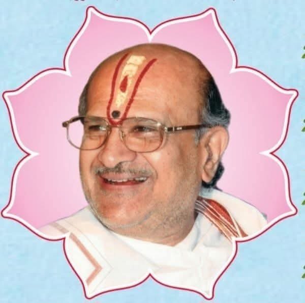 kpjayranchhod's tweet photo. અનંત શ્રી વિભૂષિત જગદગુરુ શ્રીમદ્ વલ્લભાચાર્યજી મહાપ્રભુજી પ્રવર્તિત શુદ્ધાદ્વૈત પુષ્ટિમાર્ગીય પૂજ્યપાદ ગોસ્વામી ૧૦૮ શ્રી મથુરેશ્વરજી મહારાજશ્રીના નિત્ય લીલામાં પ્રવેશના સમાચારથી સમગ્ર હૃદય શોકમગ્ન બન્યું છે.🙏🏻
પૂજ્યશ્રીના વિયોગથીવૈષ્ણવજનોનેદુઃખ સહન કરવાની શક્તિ આપે.🙏🏻 https://t.co/cdKM19CQva