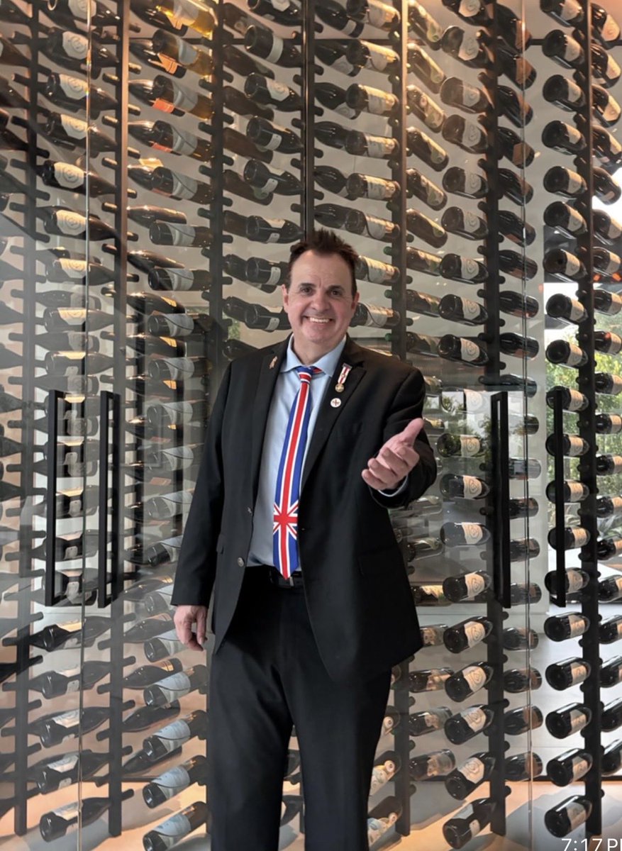 SandroMonetti's tweet photo. Looking forward to a day of US TV royal reports on the King’s visit to the United States https://t.co/9vXxoAxxxs