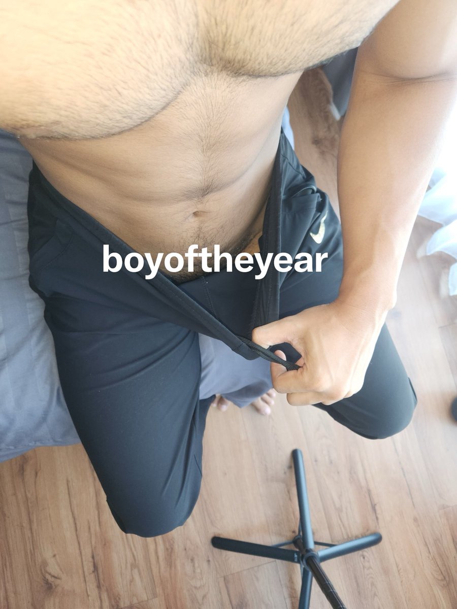 boy tweet media