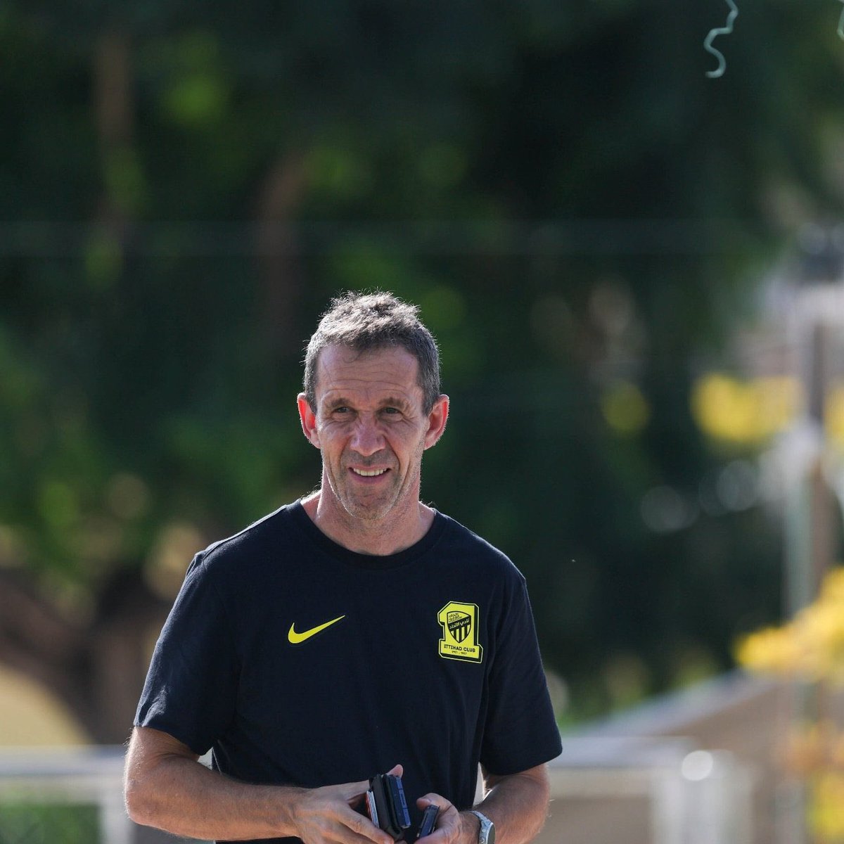 عمرو tweet media