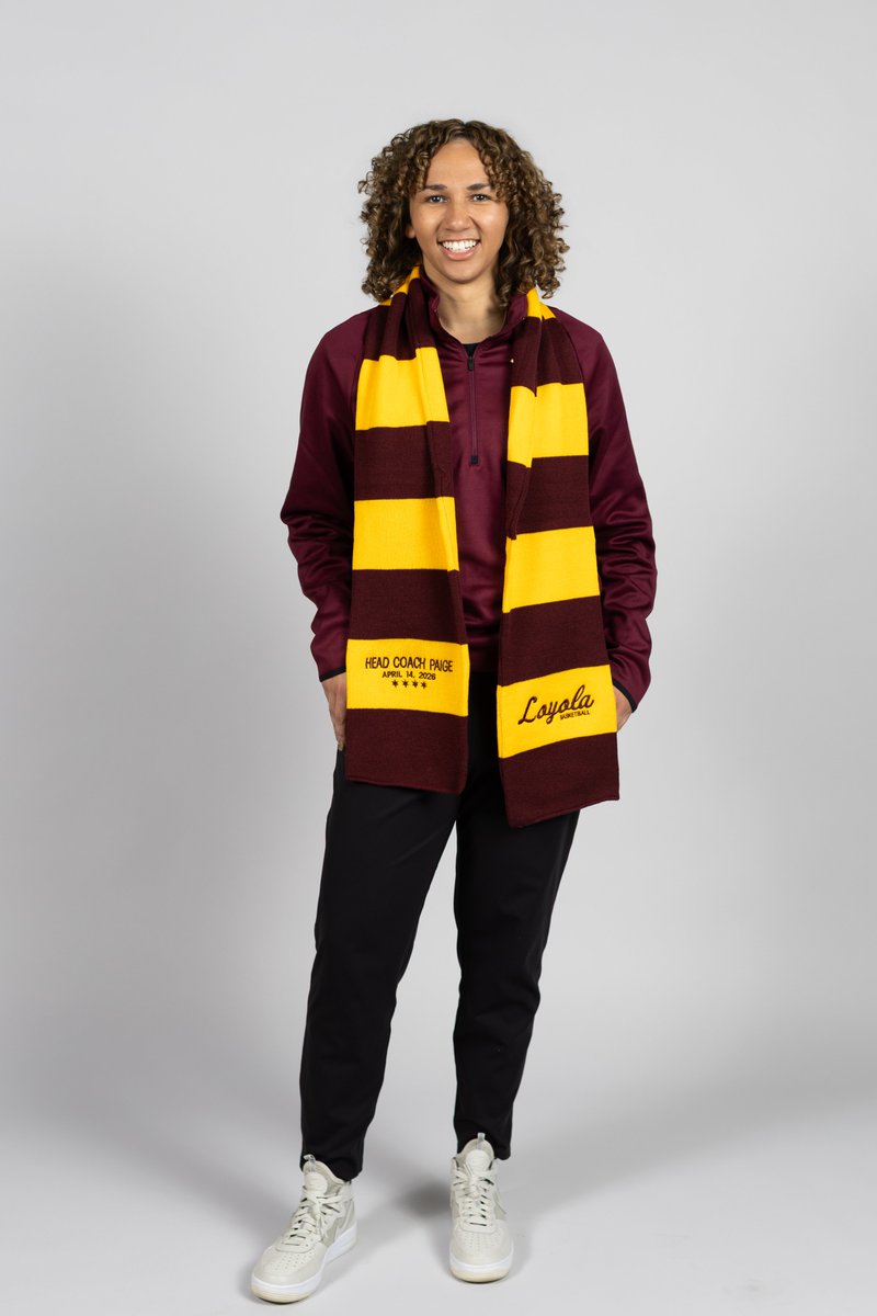 RamblersWBB's tweet photo. Coach repping the Maroon and Gold! 🐺 https://t.co/BZfTTHDh5q