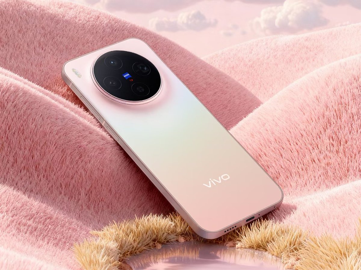 Phoneareanews's tweet image. Vivo X500 Pro Mini 
✅Small flat Screen + LIPO
✅Dimensity 9600 Series 
✅50MP LOFIC main unit 
✅Upgraded Periscope unit 
#vivo #Vivo #vivoX500ProMini
