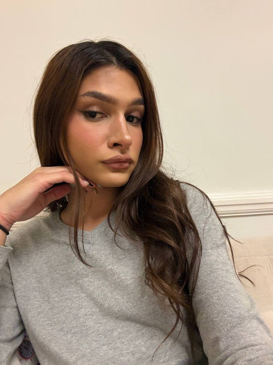 Yasmin 🌙 tweet media