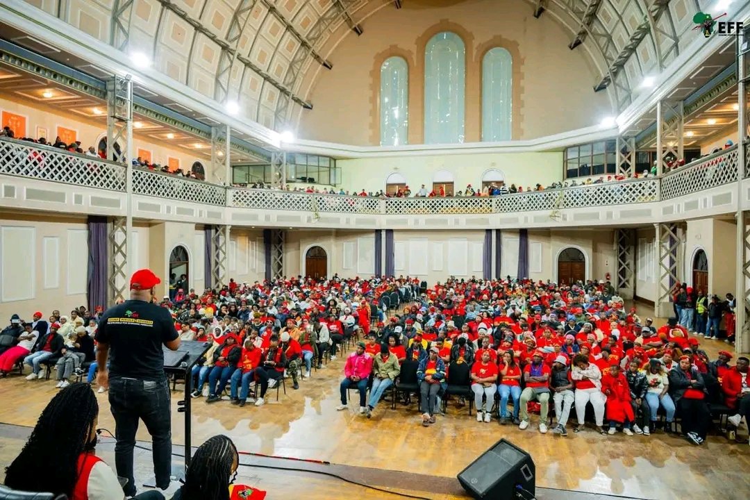 MMxolisii's tweet image. They lied to you and said the EFF is dying. These are 3 different subregions in different provinces.
#RegisterToVoteEFF #VoteEFF #government