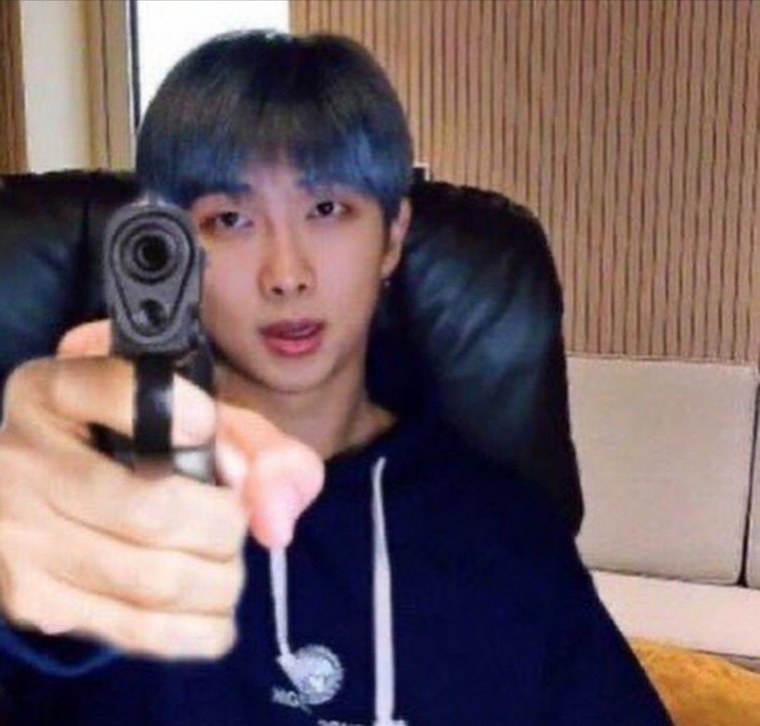 lia⁷ is seeing bts! 🐻 tweet media