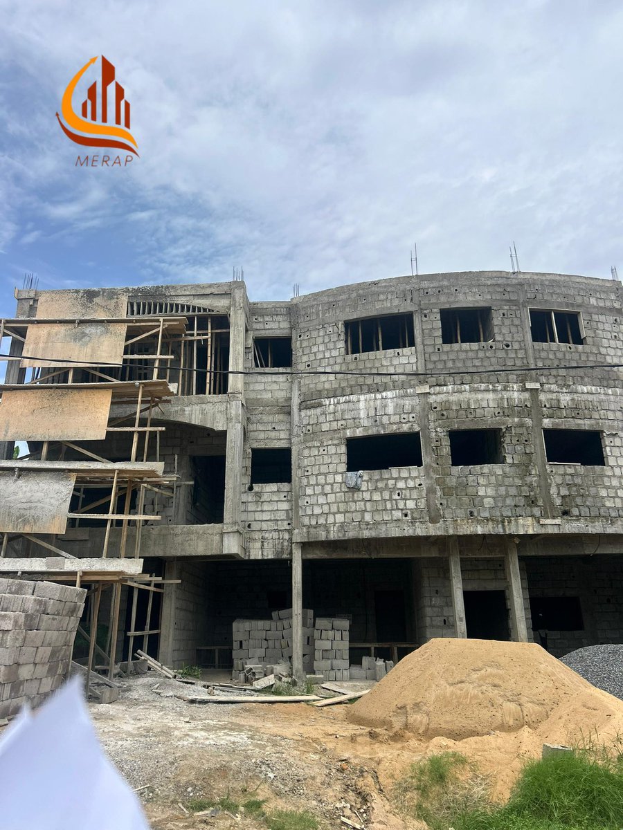 Merap_sarl's tweet photo. Découvrez l’avancement de notre chantier R+3 à Douala… 🏗️

Chez MERAP SARL, chaque étape est une promesse tenue.
Du gros œuvre solidement exécuté aux premiers travaux de second œuvre déjà en cours, notre équipe avance avec rigueur, précision et respect des délais. https://t.co/PIeE0b5aBf