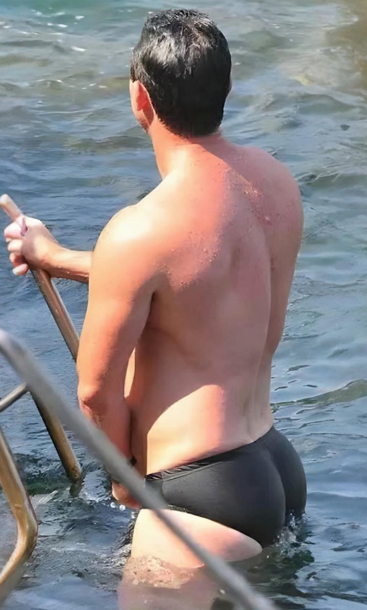 daily perky tweet media