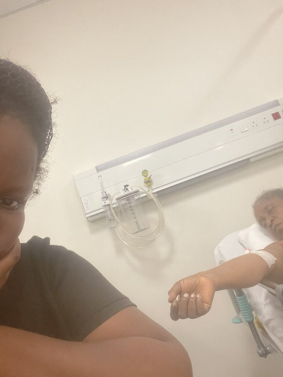 Chydymma tweet media