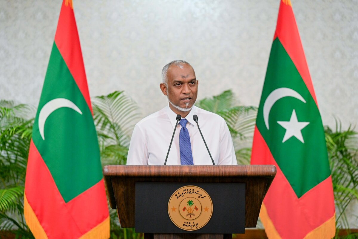 21 Dhuvas Therey 924 Million Dollar Ge Dharani Dhakkaifin: Raees dhelionline.mv/article/6616