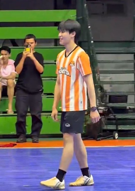 Life is complicated 🚗 tweet media