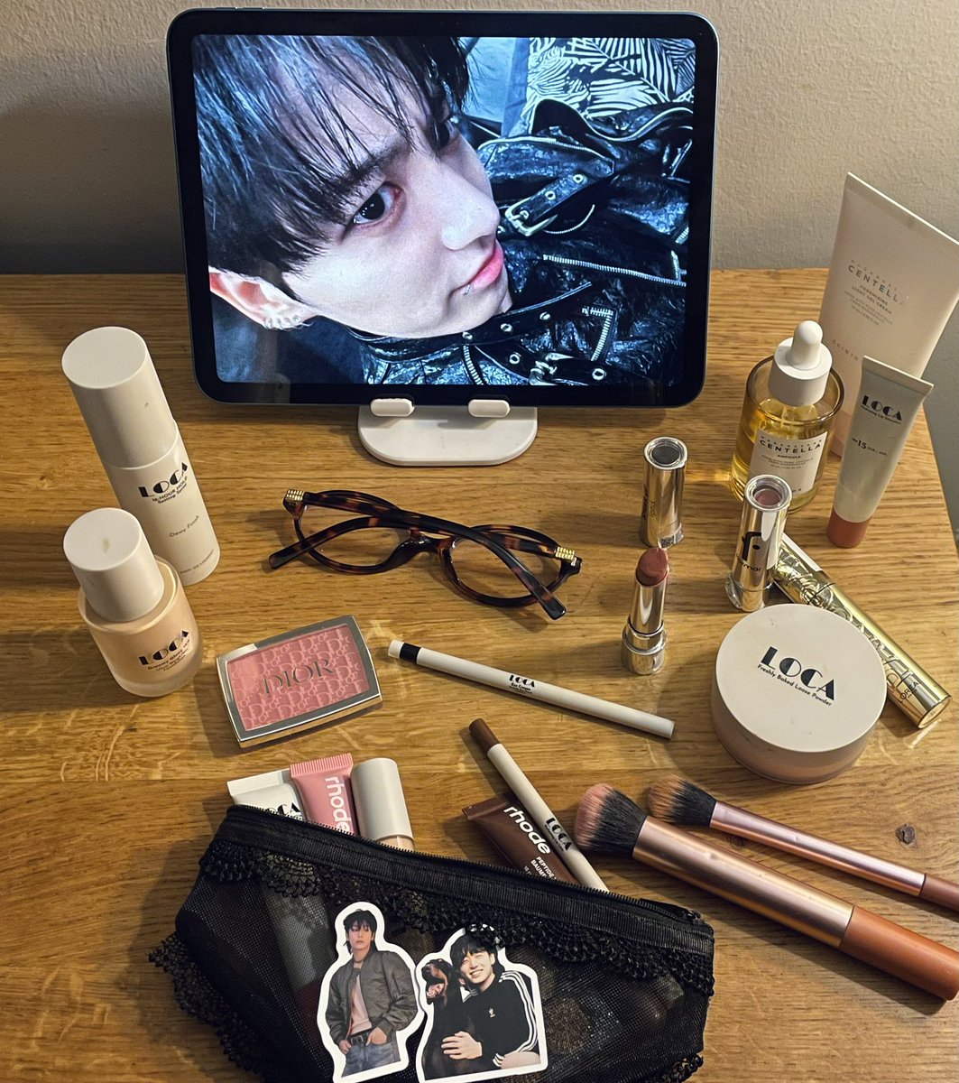 ★ JK tweet media