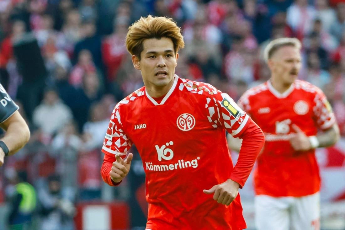 DaniJ_1995's tweet image. Kaishu Sano ha attirato l'attenzione delle big di #PremierLeague con la sua stagione di altissimo livello. Arsenal, Manchester United e Liverpool sono sulle tracce. Il Mondiale sarà molto importante per il centrocampista in chiave mercato 🇯🇵🔜🏴󠁧󠁢󠁥󠁮󠁧󠁿❓
#SAMURAIBLUE