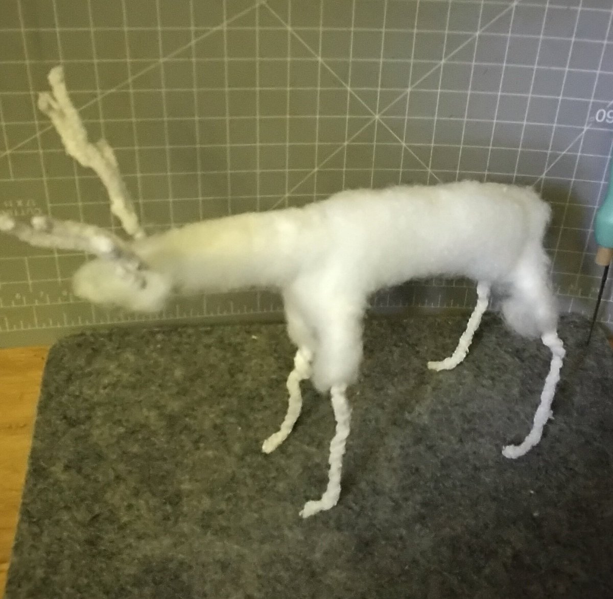 Artulove's tweet photo. Hi my #ArtyFamily Thought I would share my progress on my #handmade needlefelted Stag Deer.  Adding wodding to his body and made his legs longer. #Monday https://t.co/syHG2r0MQN