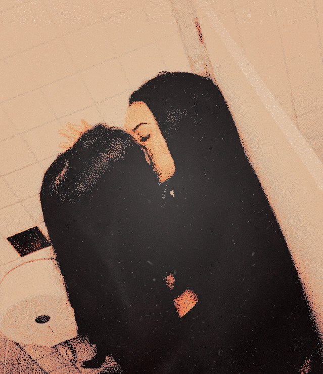 ᅟ 𝗕𝗟O𝗢𝗗Y ᅟ𝗦M𝗜𝗟E tweet media