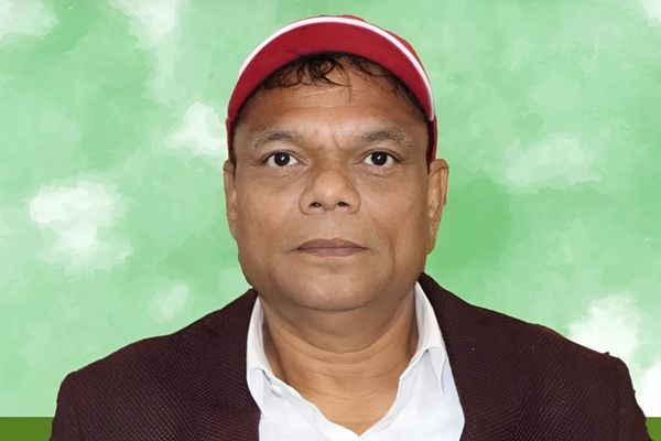 जब छात्रवृत्ति समय पर नहीं मिलती, तो  युवाओं का आत्मविश्वास,तैयारी और भविष्य भी बाधित होता है। सरकार और संबंधित विभाग समझें, छात्र भीख नहीं मांग रहे वे अपना अधिकार मांग रहे हैं। सिर्फ तारीख ही मिल रहा है मंत्री जी से , इतना झूठ बोलेंगे ये उम्मीद नहीं था <a href="/chamralindaJMM/">Chamra Linda</a> जी 💔