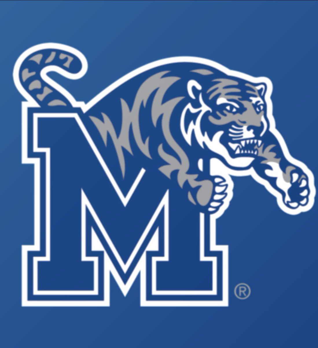 MBrown08_'s tweet photo. Blessed to receive an offer from @MemphisFB @aarondobson17 @JonesHSFootball @247Sports https://t.co/AuL9xMrUv1