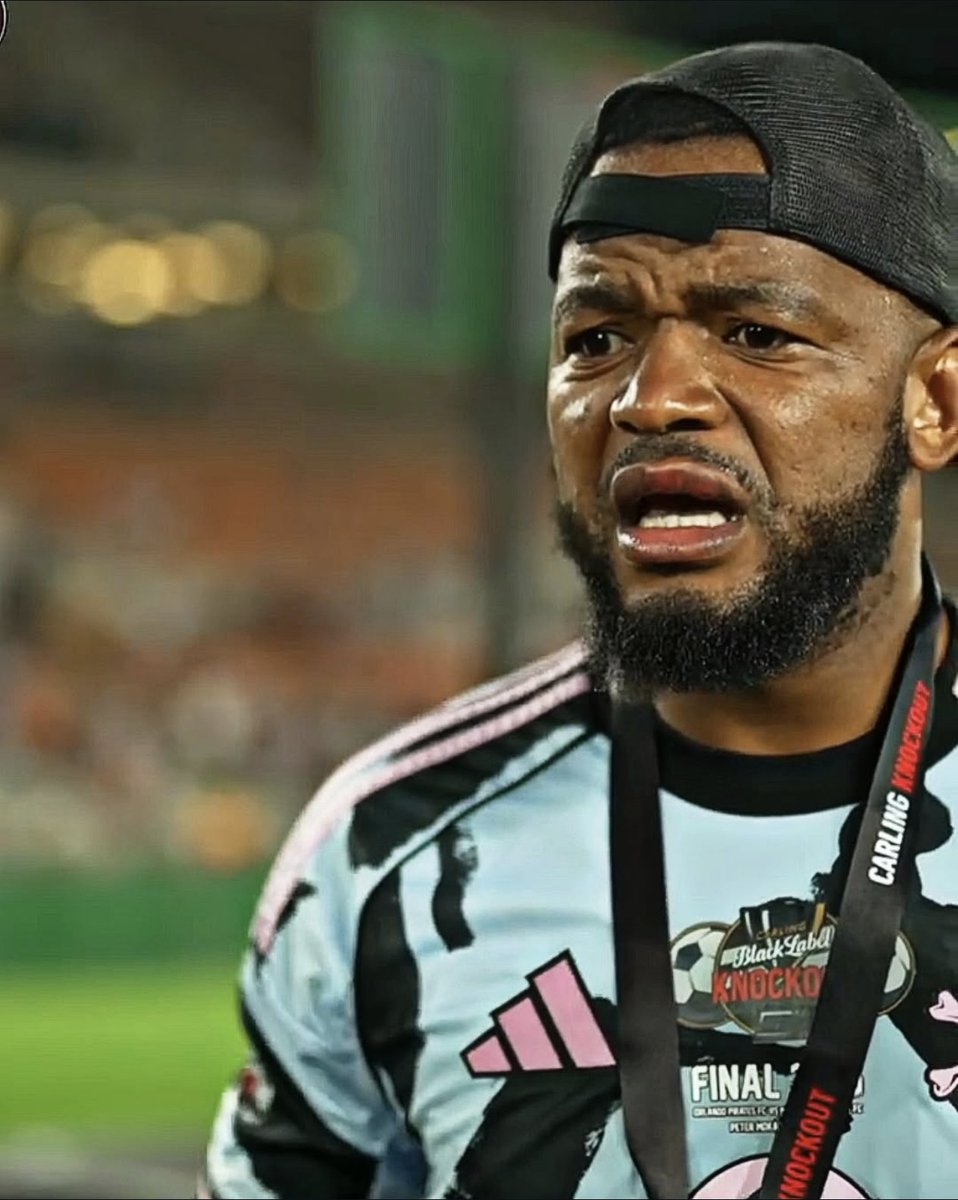𝑩𝑶𝑵𝑮𝑨𝑵𝑰 𝑺𝑰𝑻𝑯𝑬𝑩𝑬🇿🇦 tweet media