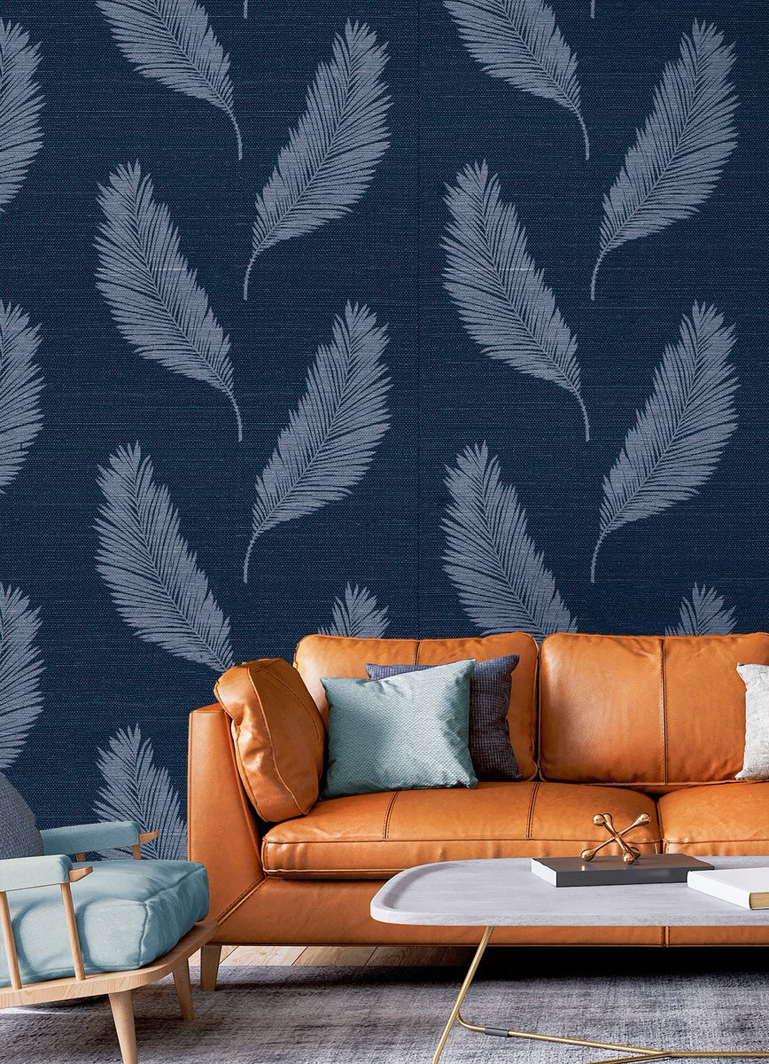 WallpaperStore's tweet image. Casual Leaf Printed Grasscloth #Wallpaper from #SummerHouse by Seabrook Wallcoverings is a beautiful palm leaf languidly falling toward the ground that is printed in white on top of a deep midnight blue grasscloth. lelandswallpaper.com/product/casual…

#homedesign #interiordesign
