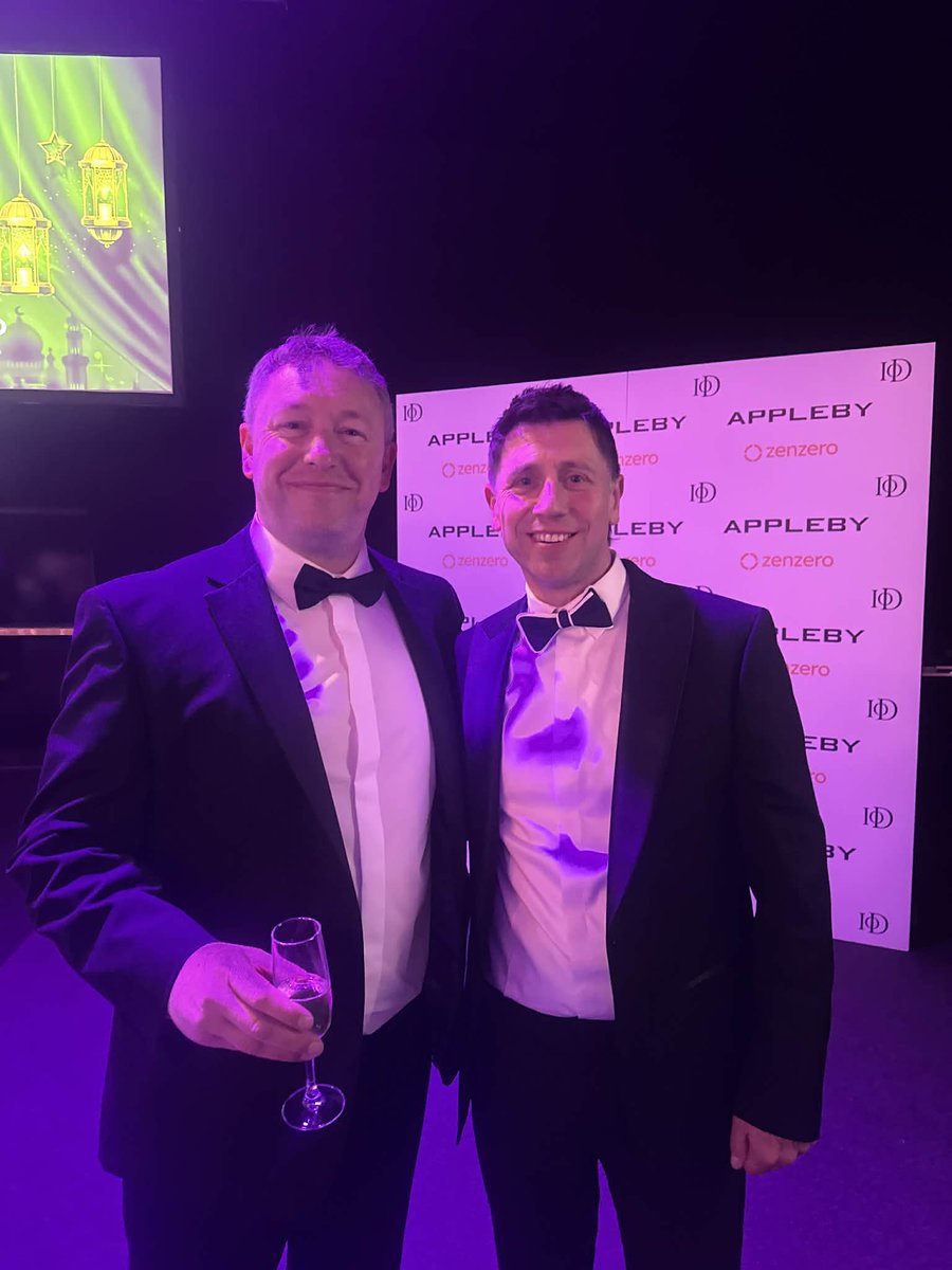 DarrenBowring's tweet photo. It was lovely to attend the Institute of Directors Awards and be a finalist for my work in the public sector with the Government of Jersey https://t.co/z7UA71db9Y