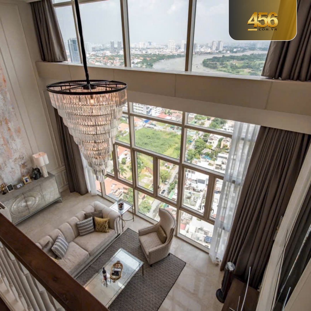 xitruong456's tweet image. 🎯 325 SQM RIVERFRONT PENTHOUSE FOR 6,000 USD – WORTH IT?

🏙 THE VISTA AN PHU PENTHOUSE FOR RENT

▫️ 325 sqm
▫️ 4 Bedrooms + 1 Home Office

💰 Rental: 6,000 USD/month 

📌 Viewing by appointment

⸻

#thevistaanphu #penthouse #apartments #thaodien #456vietnam