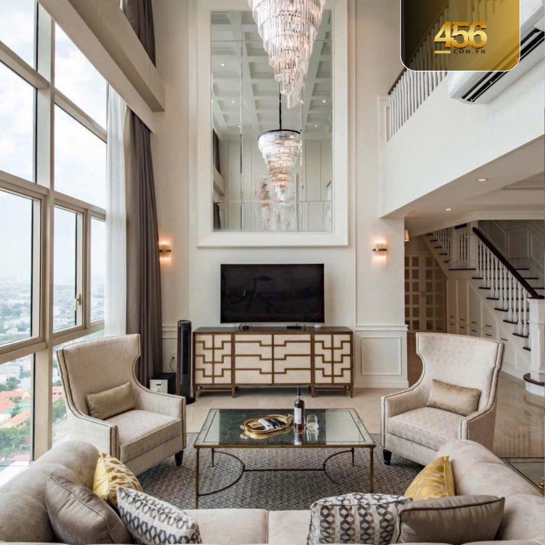 xitruong456's tweet image. 🎯 325 SQM RIVERFRONT PENTHOUSE FOR 6,000 USD – WORTH IT?

🏙 THE VISTA AN PHU PENTHOUSE FOR RENT

▫️ 325 sqm
▫️ 4 Bedrooms + 1 Home Office

💰 Rental: 6,000 USD/month 

📌 Viewing by appointment

⸻

#thevistaanphu #penthouse #apartments #thaodien #456vietnam