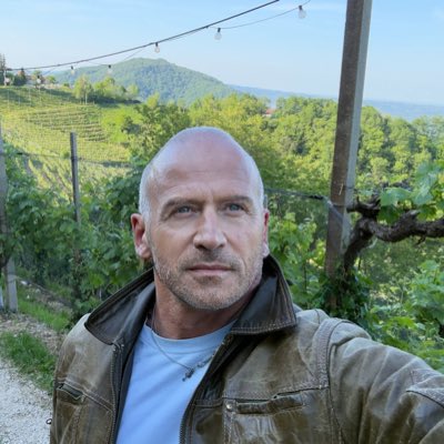 Giusepp15203002's tweet photo. #NuovaFotoProfilo https://t.co/VxPHDbtNW8