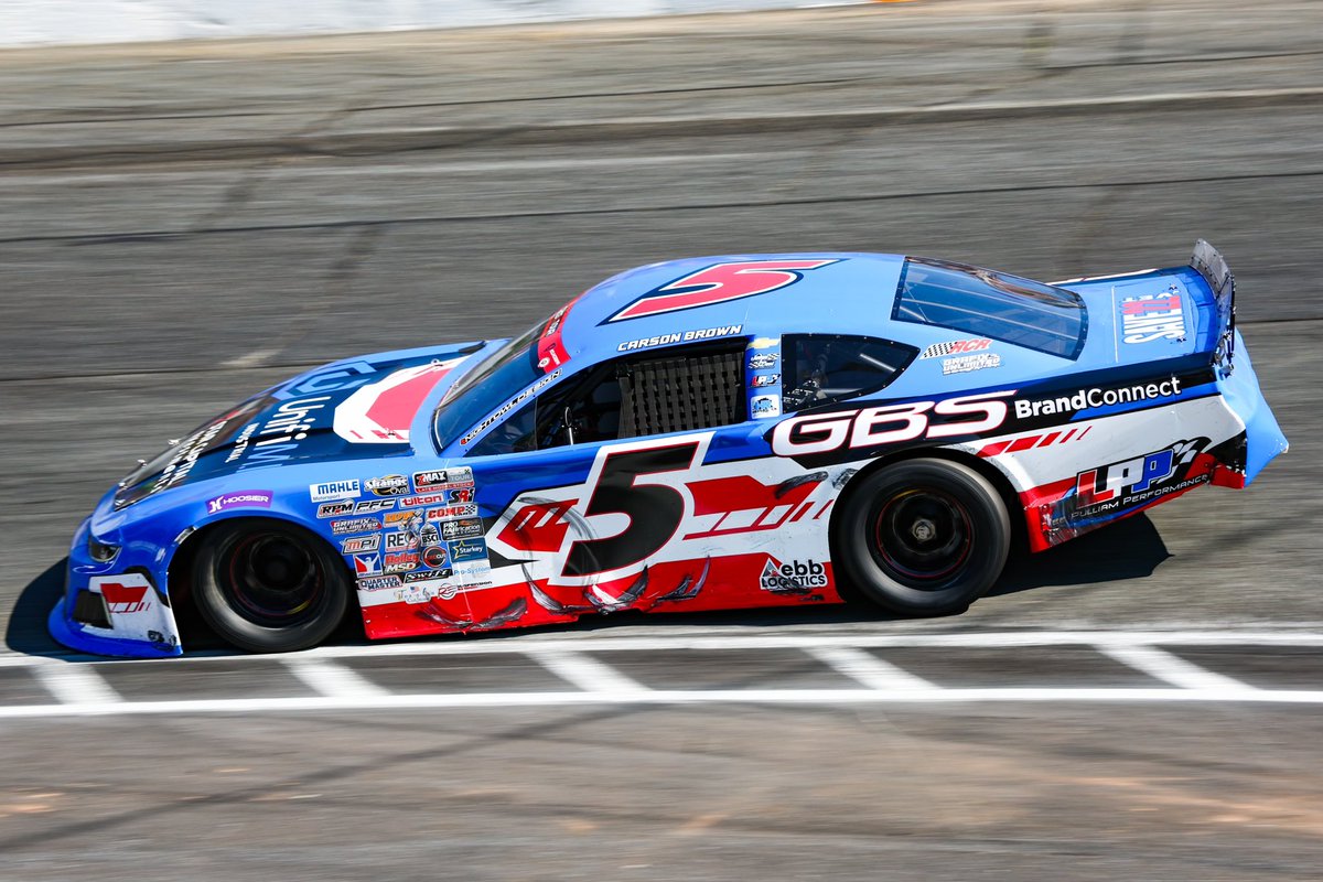 Lee Pulliam Performance tweet media