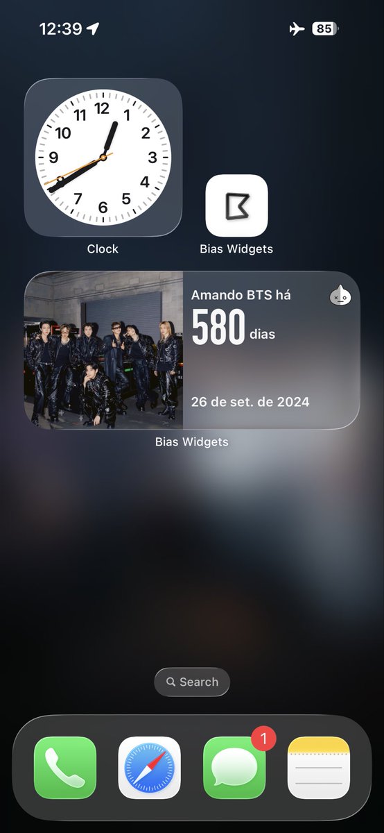 BiasWidgets's tweet image. BTS in Tampa tonight 🔥

my lockscreen is concert ready 💜￼

#wallpaper #bts #lockscreen