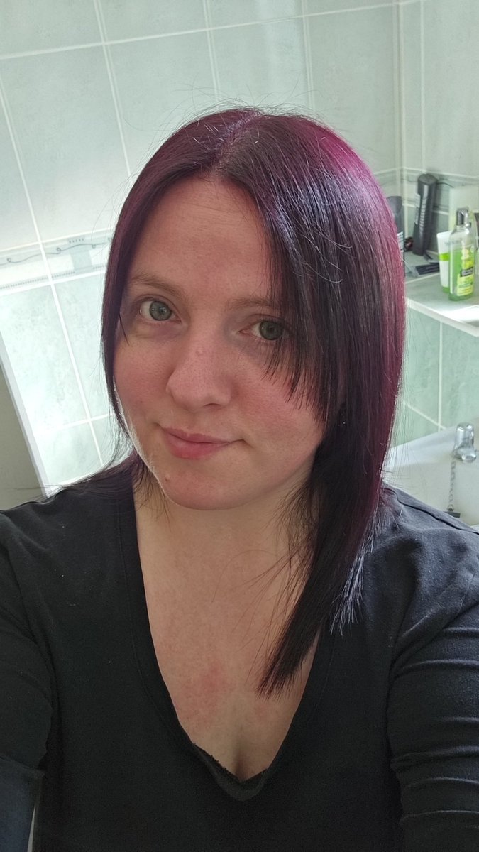 RayRay1463ttv's tweet image. Good day at the gym and then got my hair dyed 💜💜💜 

#hair #gym