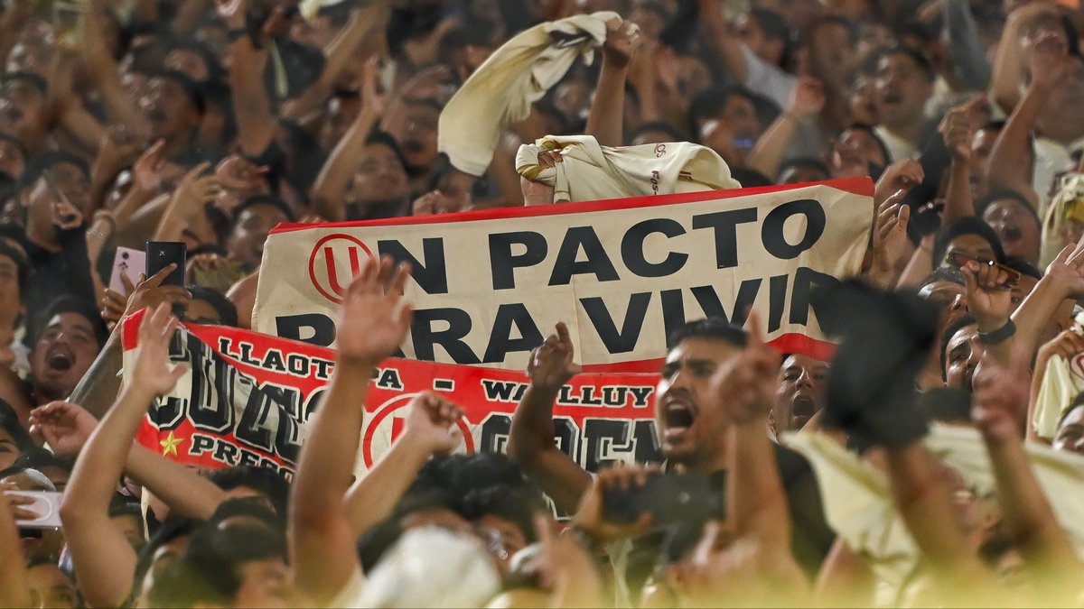 Universitario tweet media