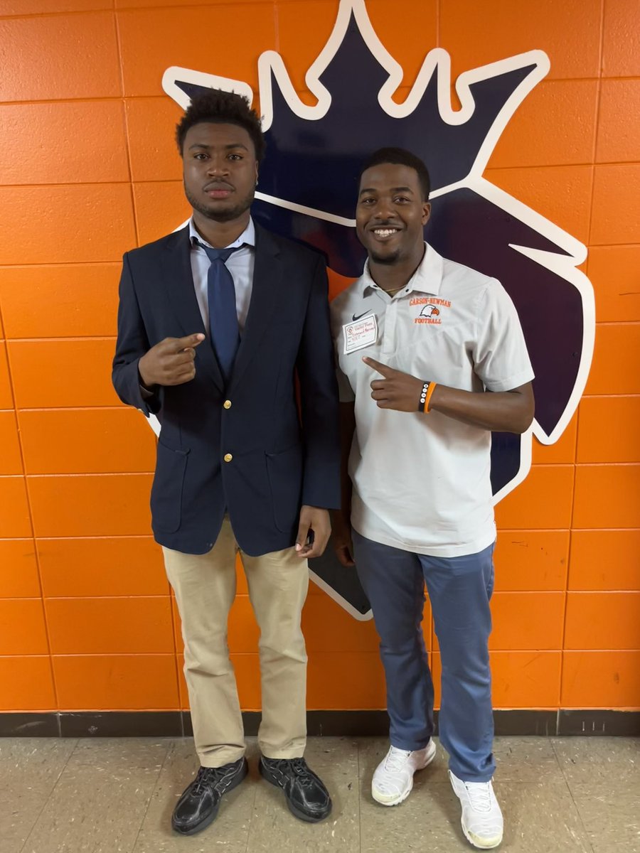 W.E.B. DuBois Academy Football tweet media