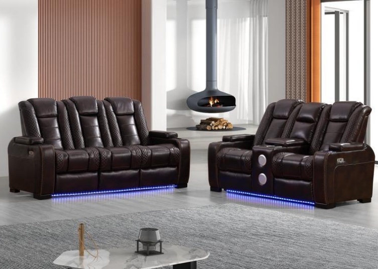 MassaGallery's tweet image. The ultimate home theater experience! 🍿🎬 Level up your living room with this smart power recliner set. 🌟

✨ Built-in Speakers

🔵 Cool LED Lighting

🎨 Black, Grey, Brown

☁️ Plush Reclining

DM to order! 📩

#LivingRoomGoals #SmartFurniture #MassaGallery