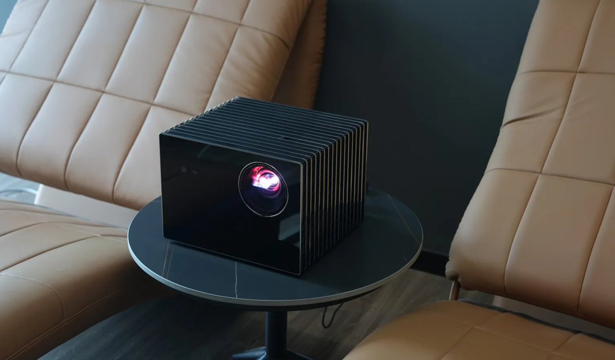 projectorreview's tweet image. The Valerion VisionMaster Max also features a listed native contrast of 5,000:1 and a dynamic contrast of 50,000:1.
.
Learn more: bit.ly/3O5XCtJ

#ProjectorReviews #Projector #Valerion #VisionMaster