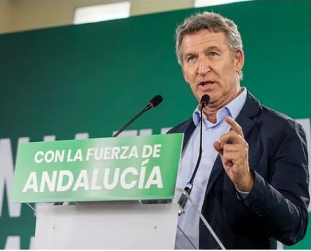 Mnica01163438's tweet image. Peperos resentidos reventados 
Copiando #Vox
No le gusta el #Azul
Dais vergüenza ajena y asco