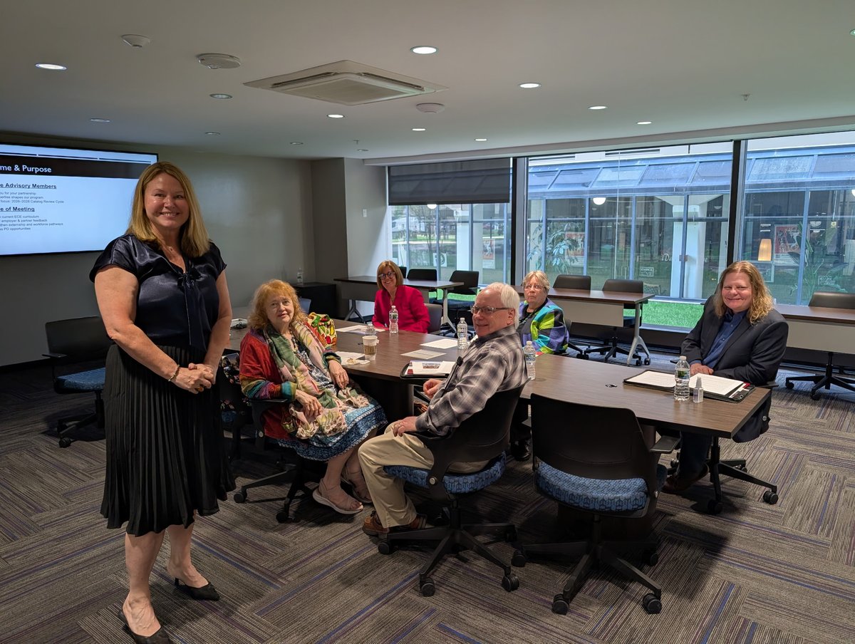 Davis University tweet media