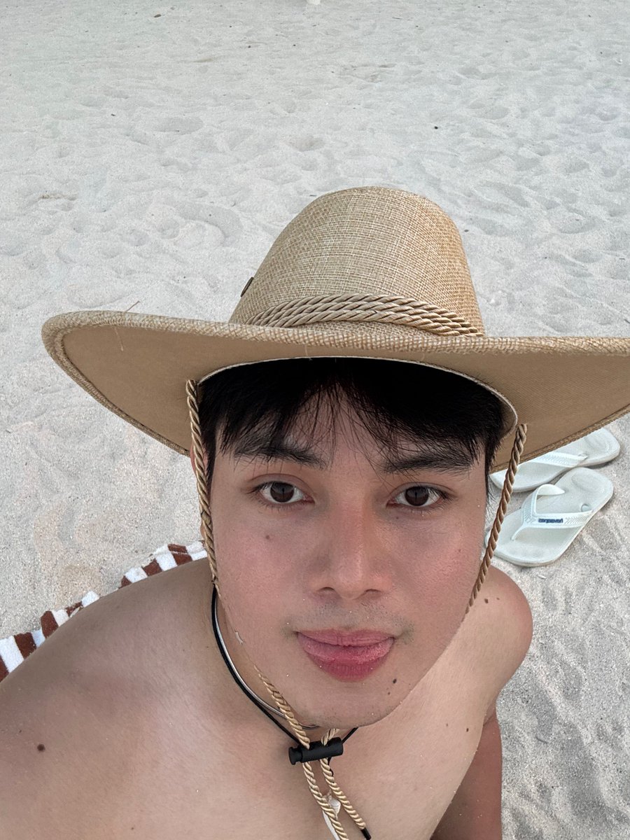 Rich Alvarez tweet media