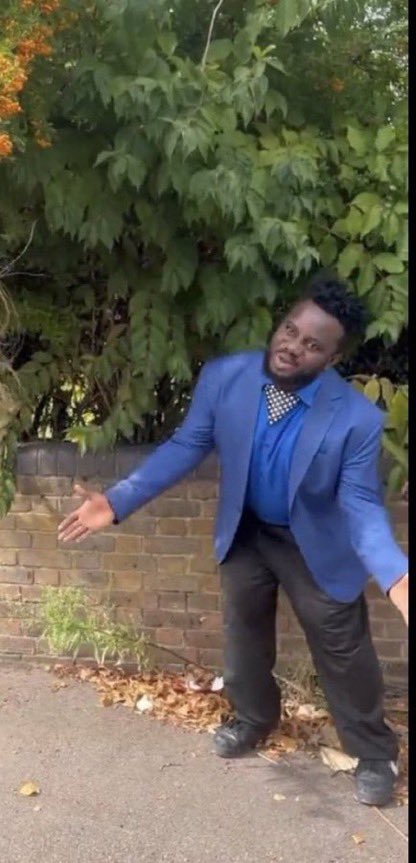 Mother is Mom
Sister is sis
Father is what?