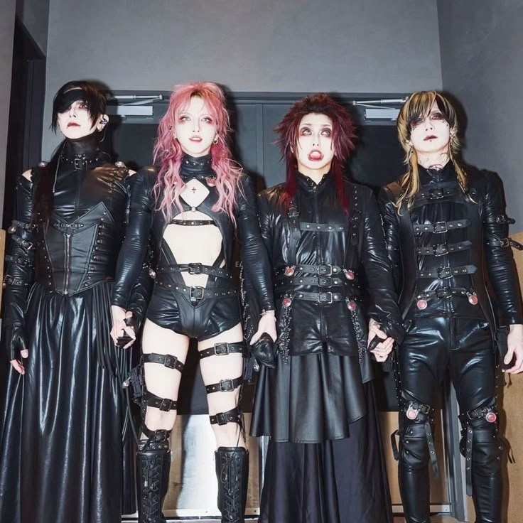 Madu ♤ || 🎒 VAI VER O FUKURO tweet media