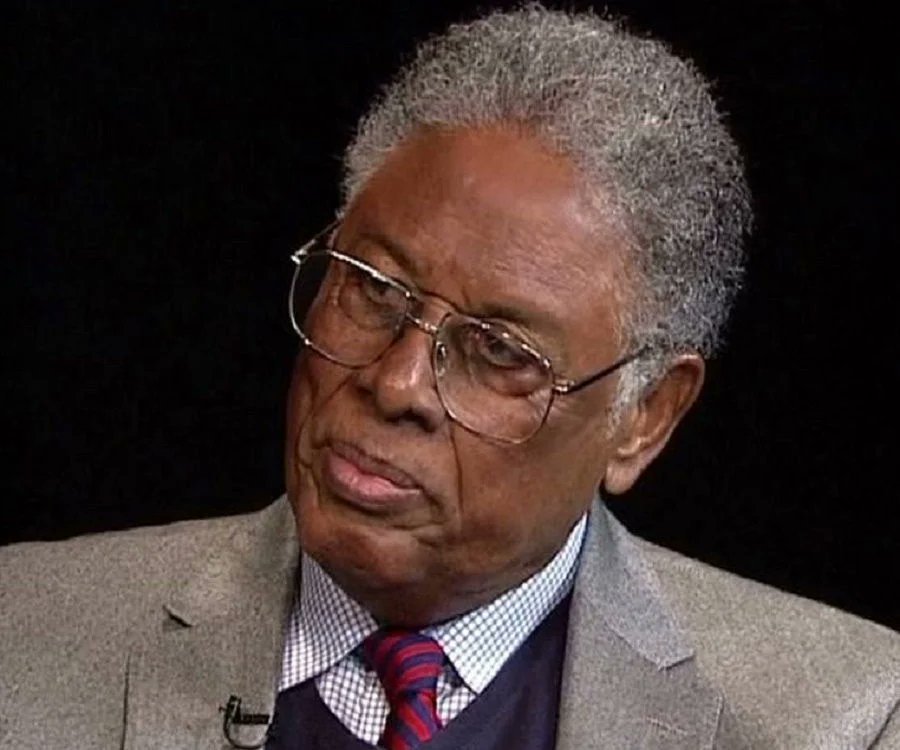 Pascal_Beuvelet's tweet image. « Si vous n’êtes pas prêt à utiliser la force pour défendre la civilisation, alors préparez-vous à accepter la barbarie. »  
Thomas Sowell