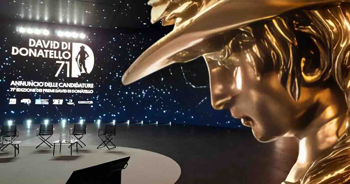 Ma6Studio's tweet image. I #David 2026 premiano un cinema italiano vivo e di qualità. Ma Berlino, Cannes e la #Biennale quest'anno non hanno cercato l'Italia. La festa del 6 maggio e il silenzio del mondo, nello stesso frame.  lucisullascenamag.it/2026/04/david-…