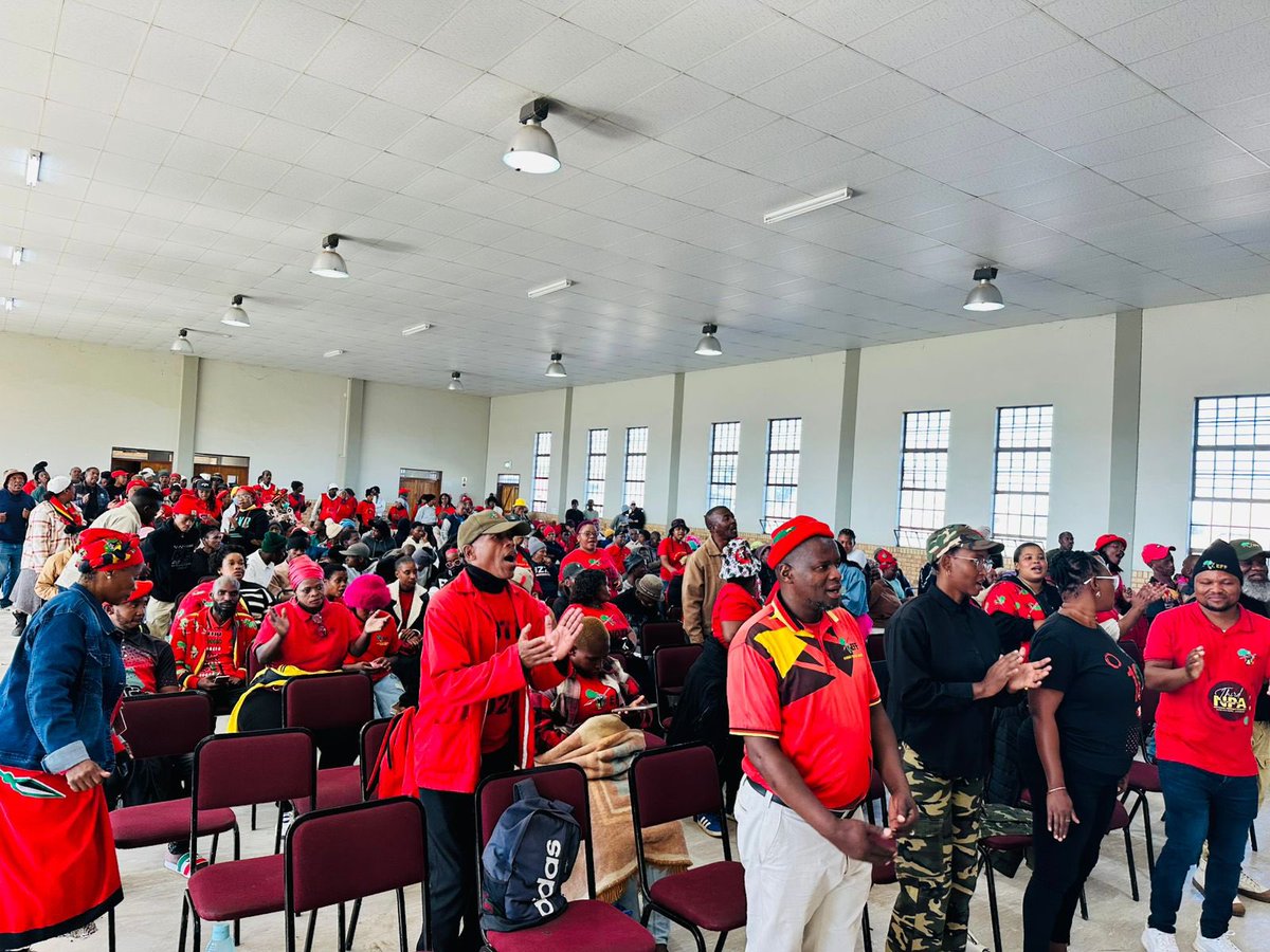 EFF_FreeState's tweet photo. 📍TBN  Freedom Day Commemoration📍

EFF Mangaung elections Convenor, Cmsr @Sam_Matiase and Thaba-Nchu/Botshabelo/Naledi Convenor @Liphoko_Coach at #EFFFreedomDay in Botshabelo 

#RegisterToVoteEFF https://t.co/kGmGQjOZvz